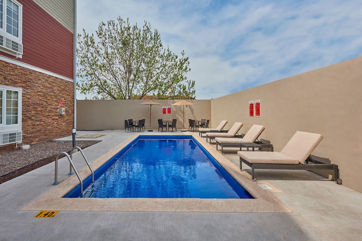 Hotel Extended Suites Tijuana Macroplaza photo 3
