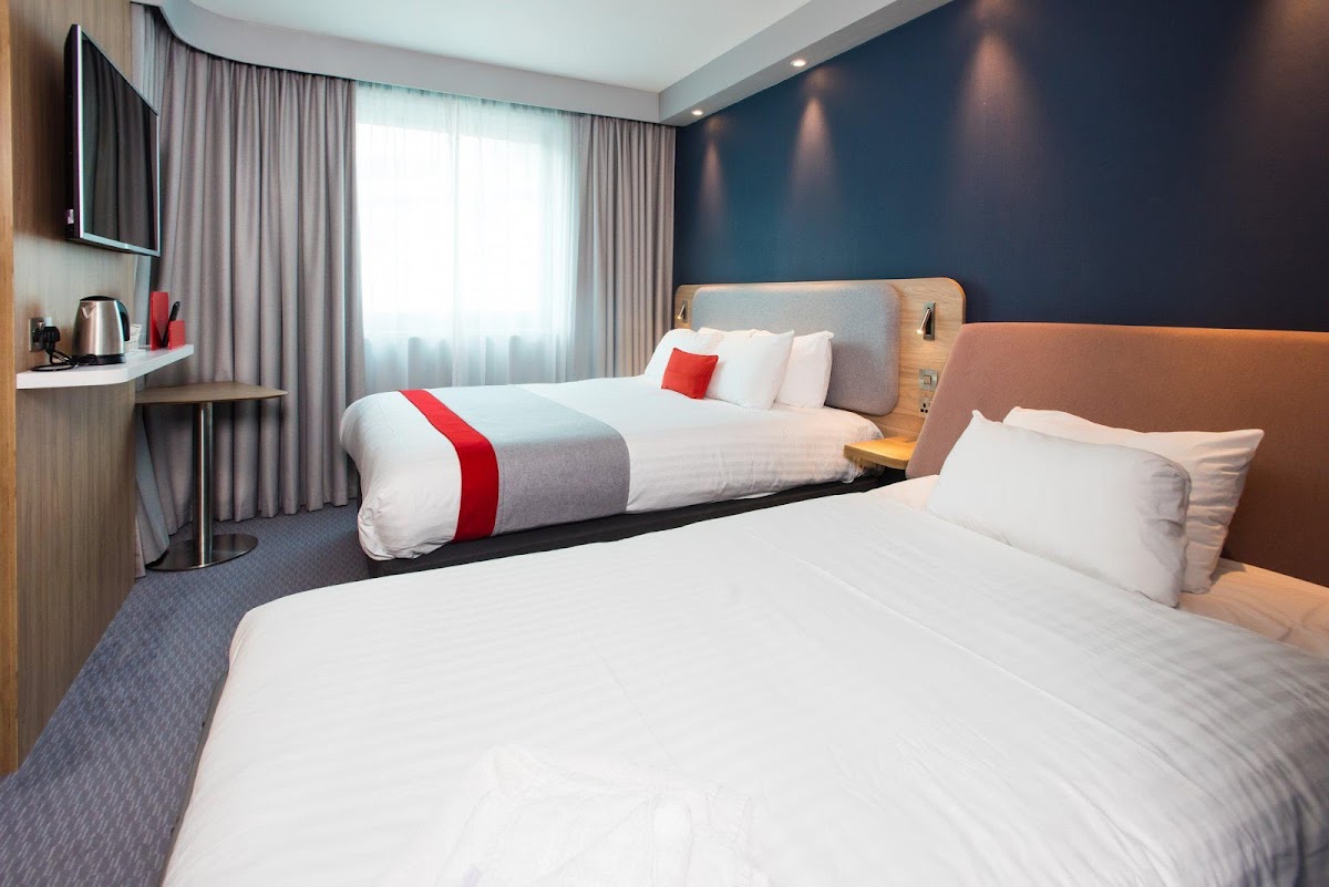 Holiday Inn Express Leeds City Centre - Armouries by IHG photo 2