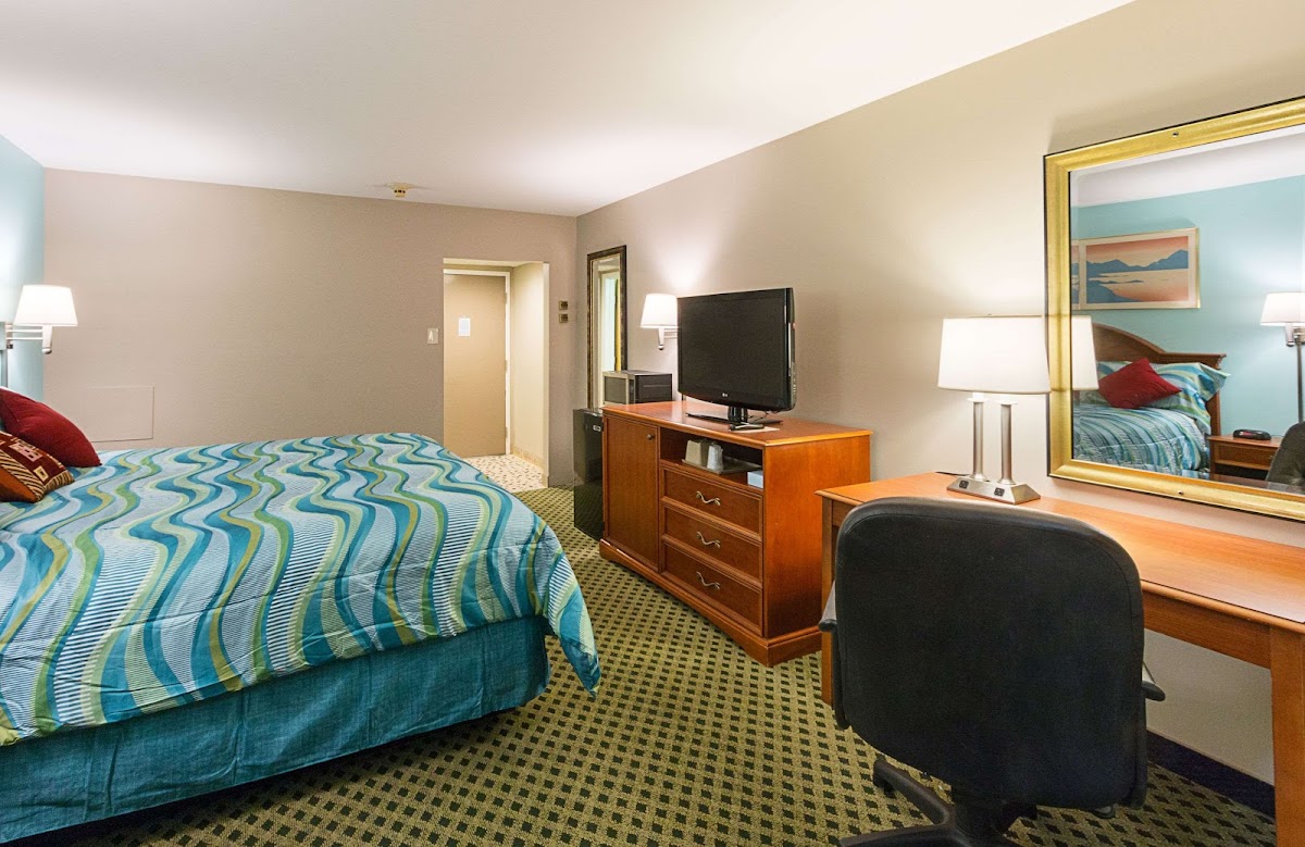 Rodeway Inn Milford - I-84 photo 2