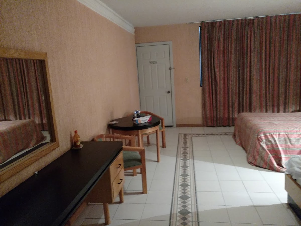 Hotel Cacique Inn photo 2