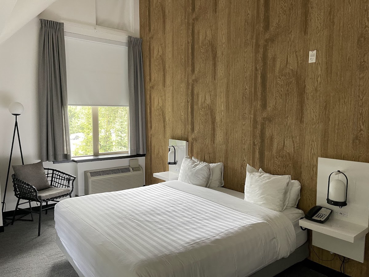Aava Whistler Hotel photo 2