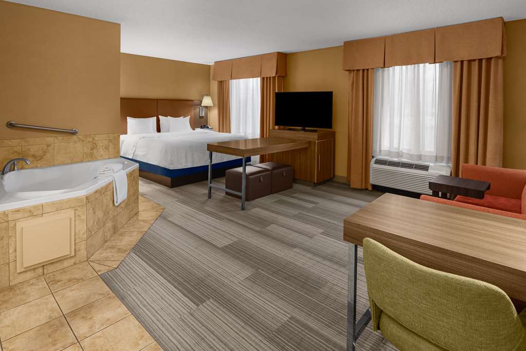 Hampton Inn & Suites Banning-Beaumont photo 2
