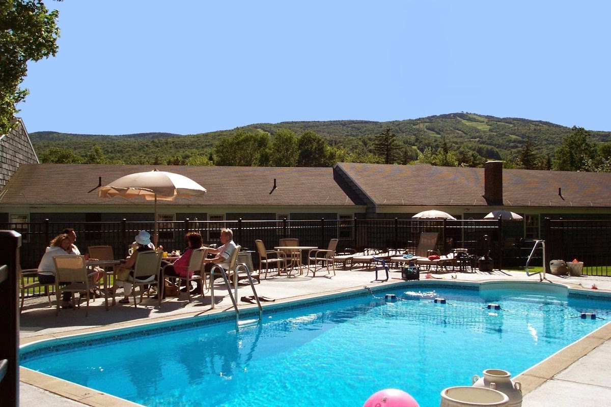 Big Bears Lodge photo 3