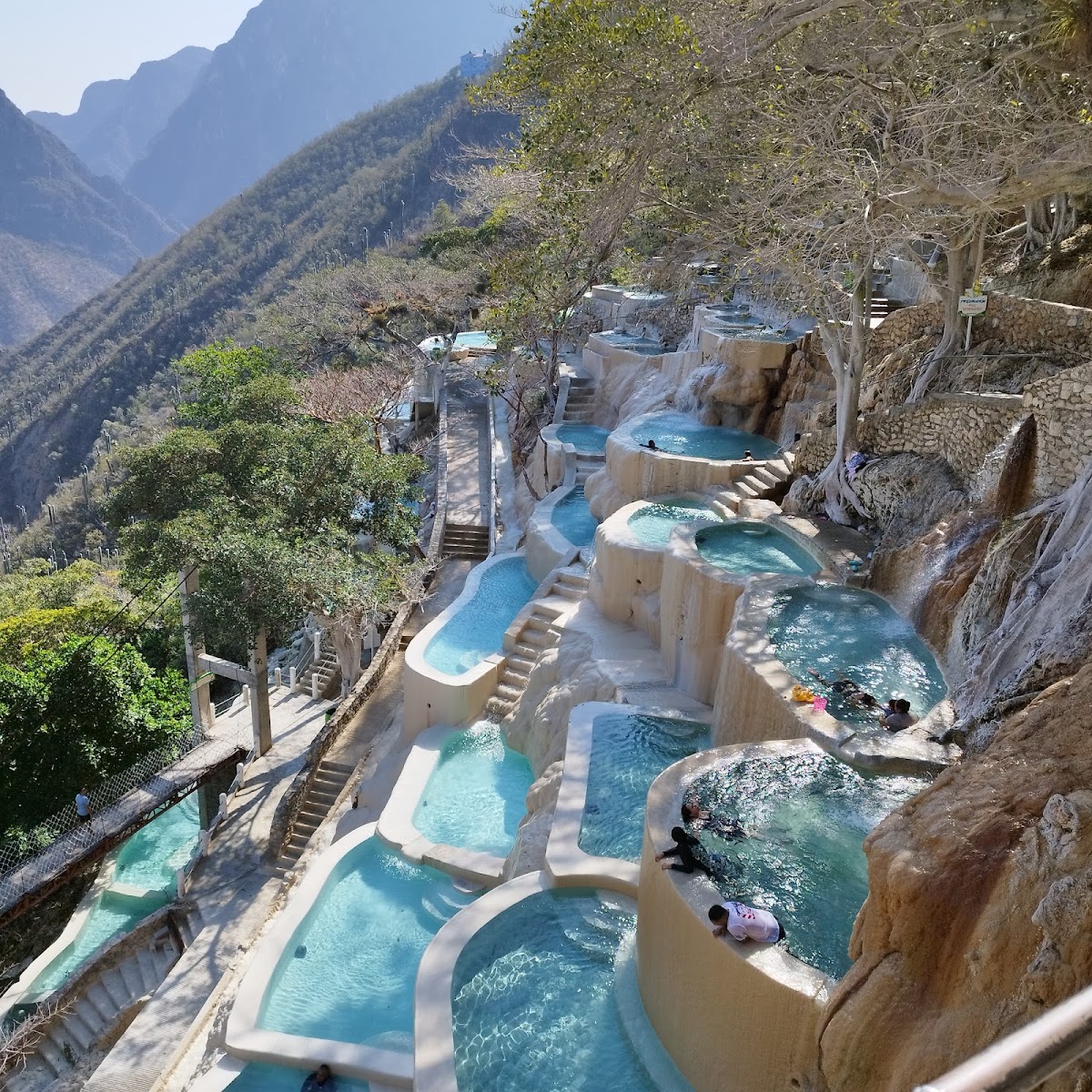 Hotel La Gruta