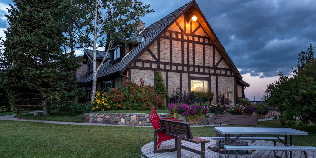 Rocky Ridge Country Lodge