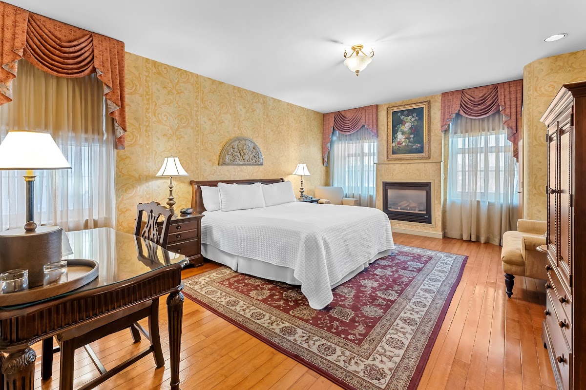Penn's View Hotel