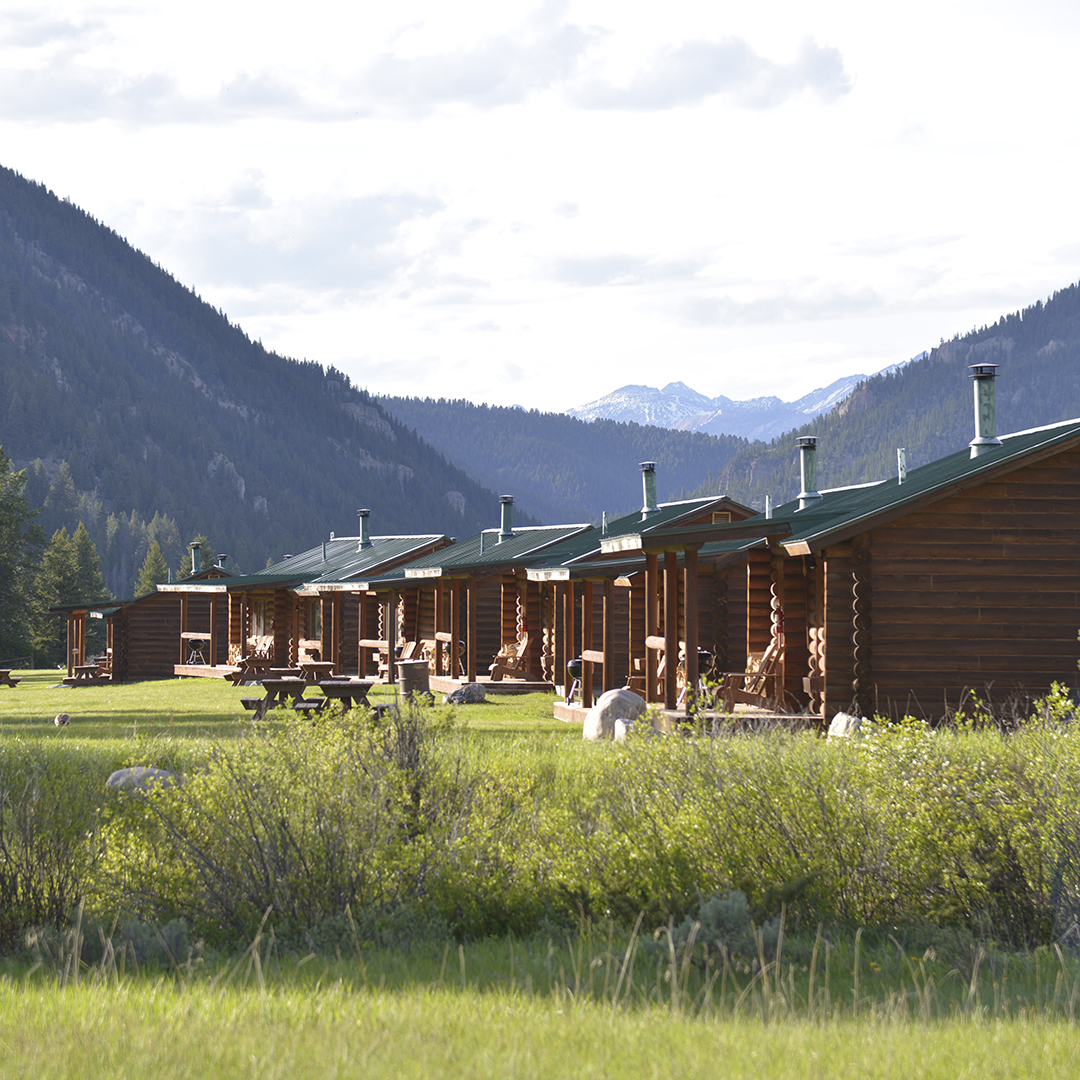 320 Guest Ranch