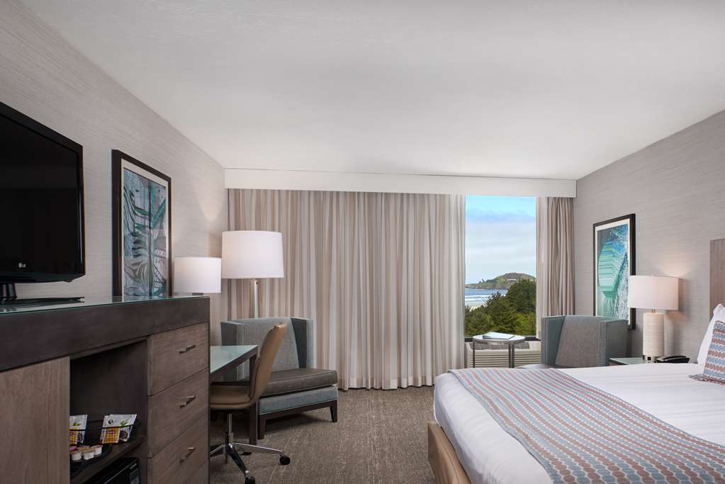Best Western Plus Agate Beach Inn photo 2
