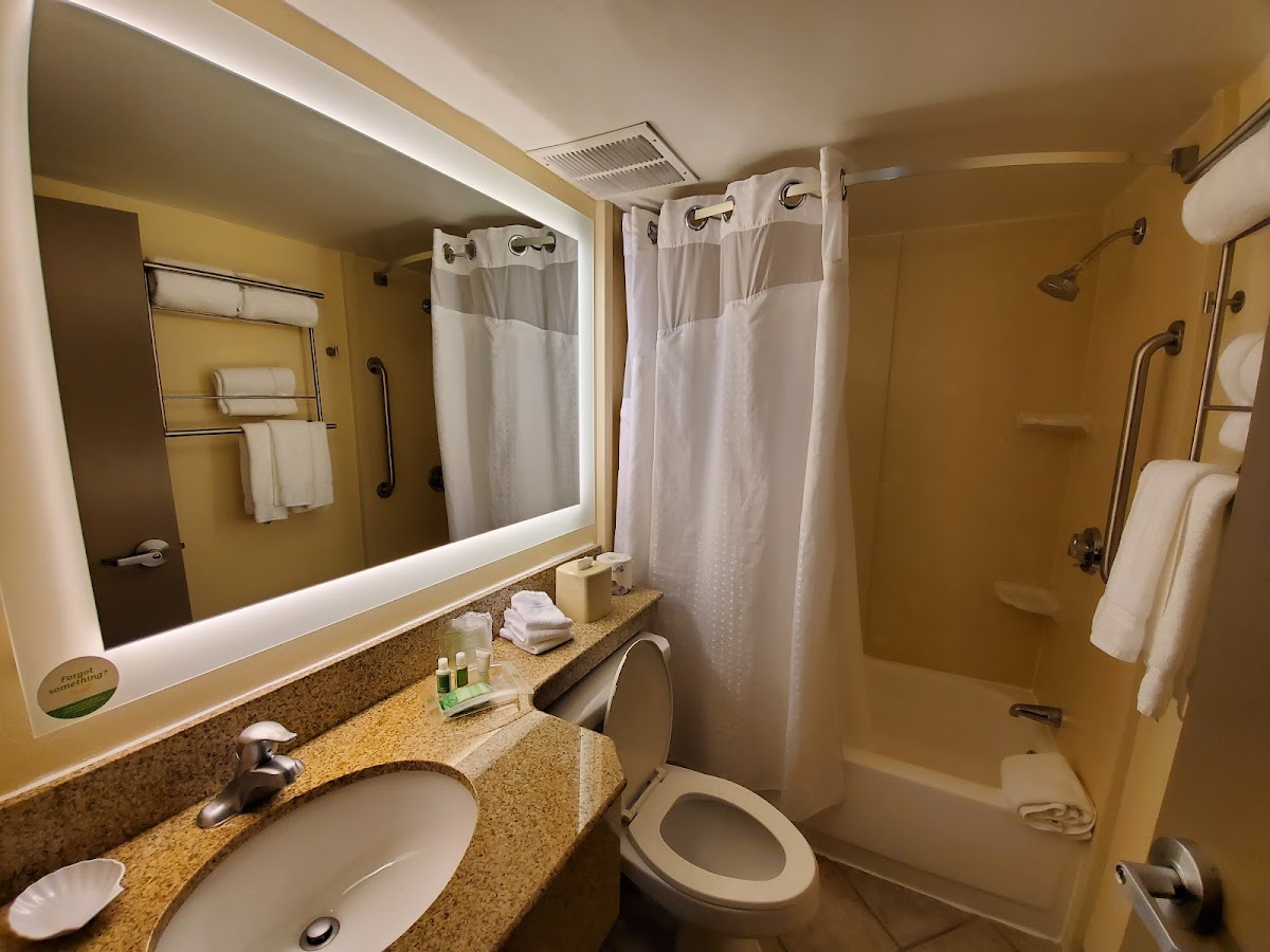 Holiday Inn National Airport/Crystal City by IHG photo 3