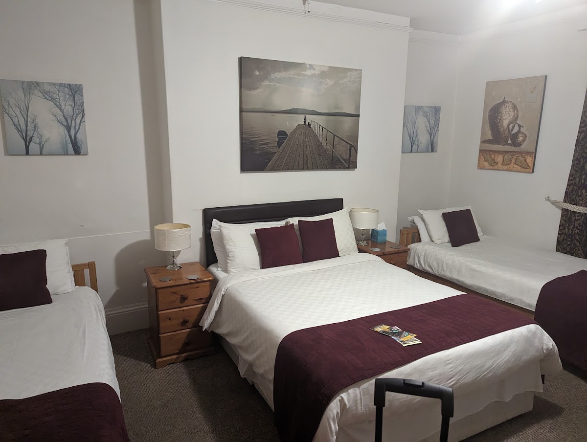 Four Seasons Guest House photo 2