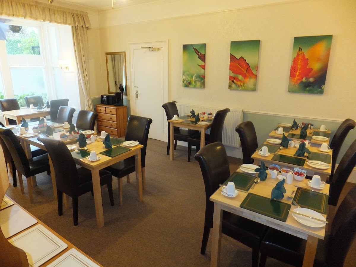 Four Seasons Guest House photo 3
