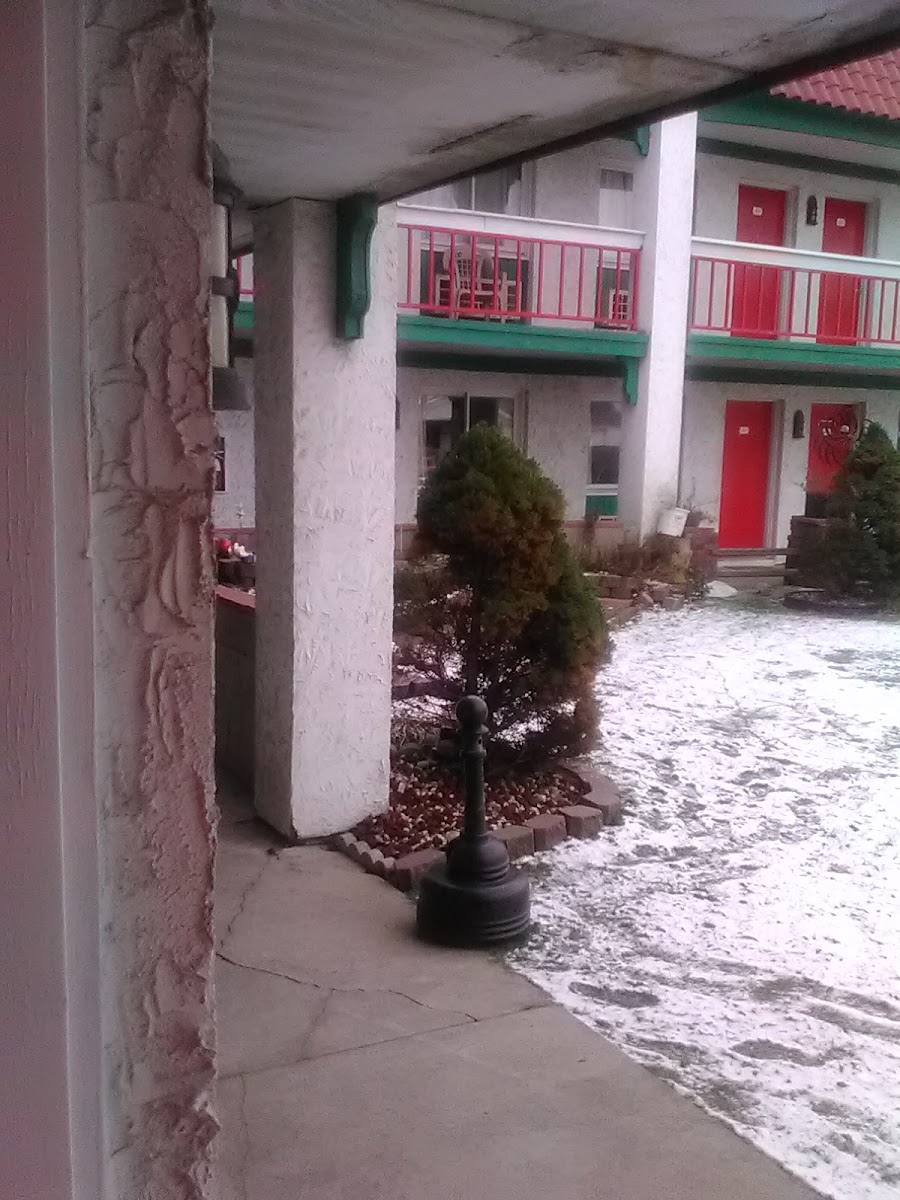 Matador Inn photo 2