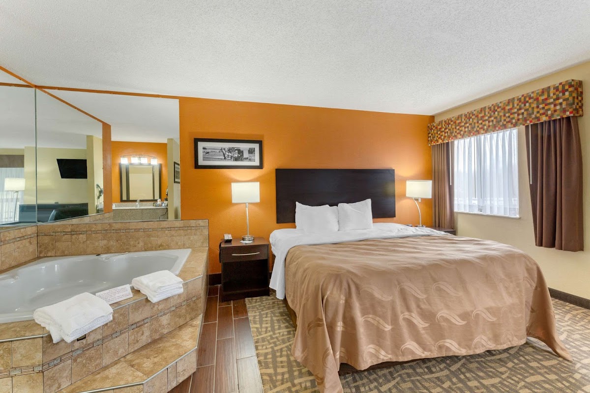 Quality Inn Wooster photo 2
