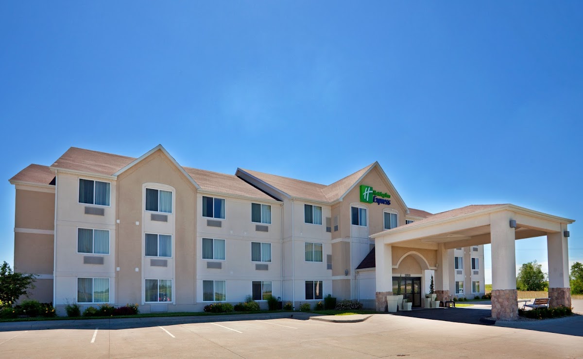 Holiday Inn Express & Suites Maryville by IHG