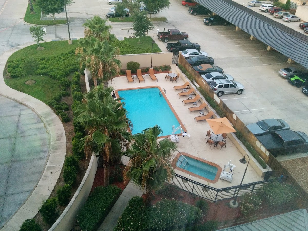 Courtyard by Marriott Houston Pearland photo 3