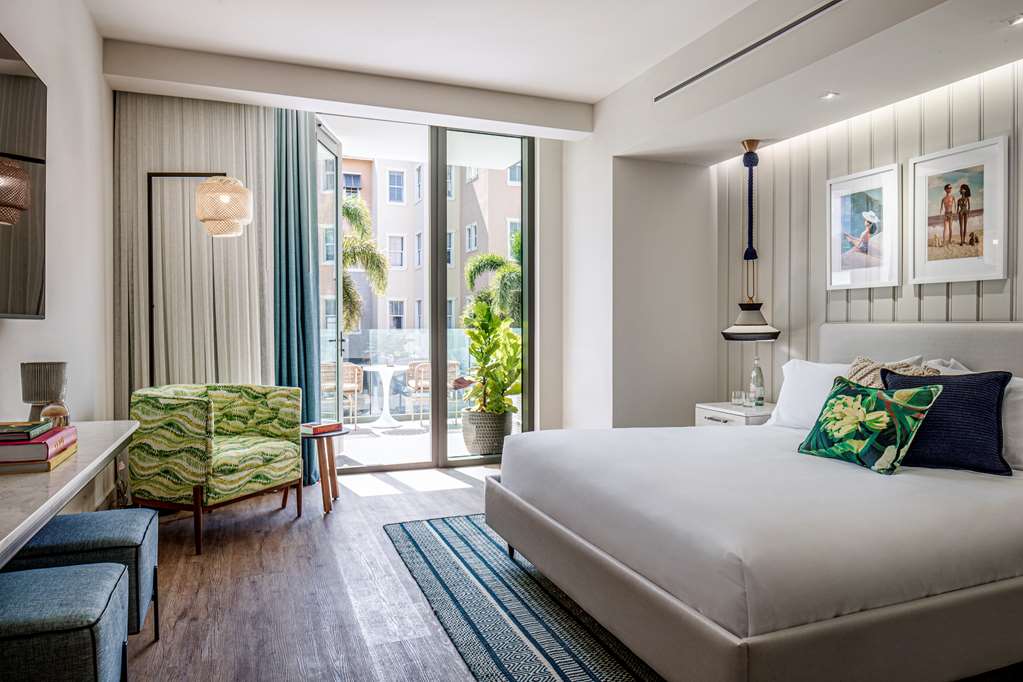 The Ray Hotel Delray Beach, Curio Collection by Hilton photo 2