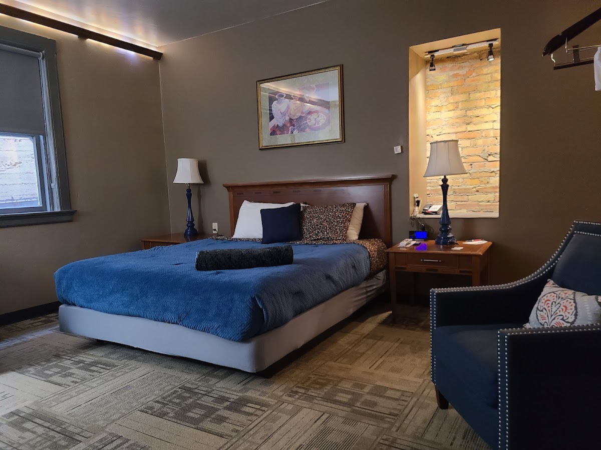 Rundle Suites photo 2