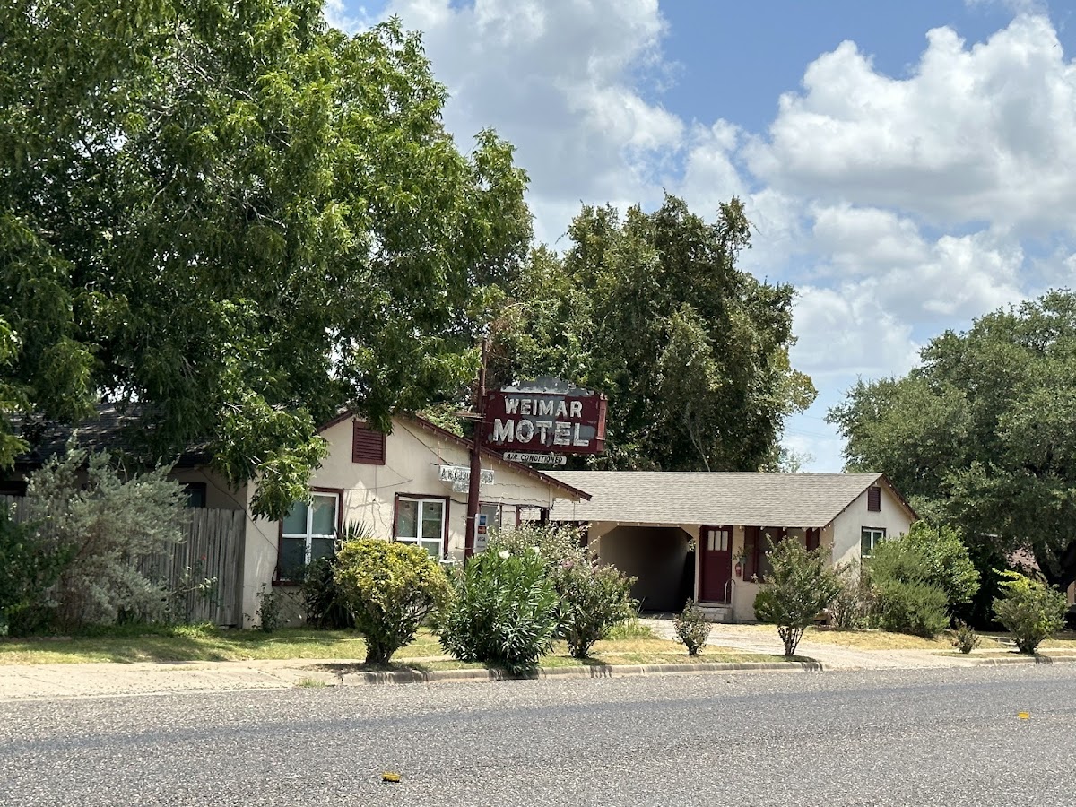 Weimar Motel