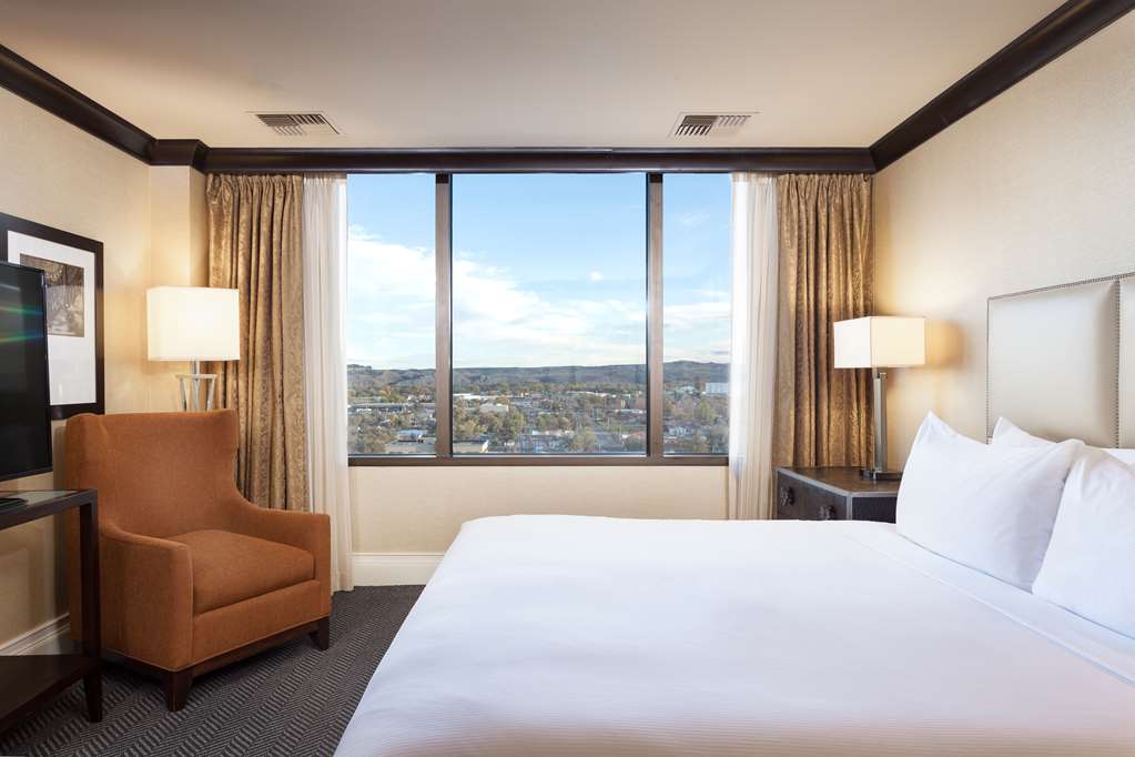 DoubleTree by Hilton Hotel Billings photo 2