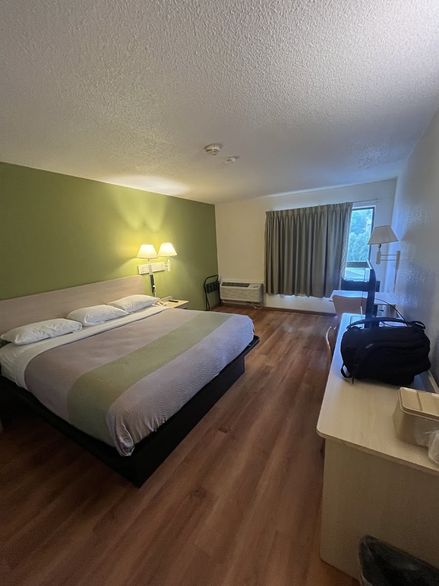 Motel 6 Binghamton, NY photo 2