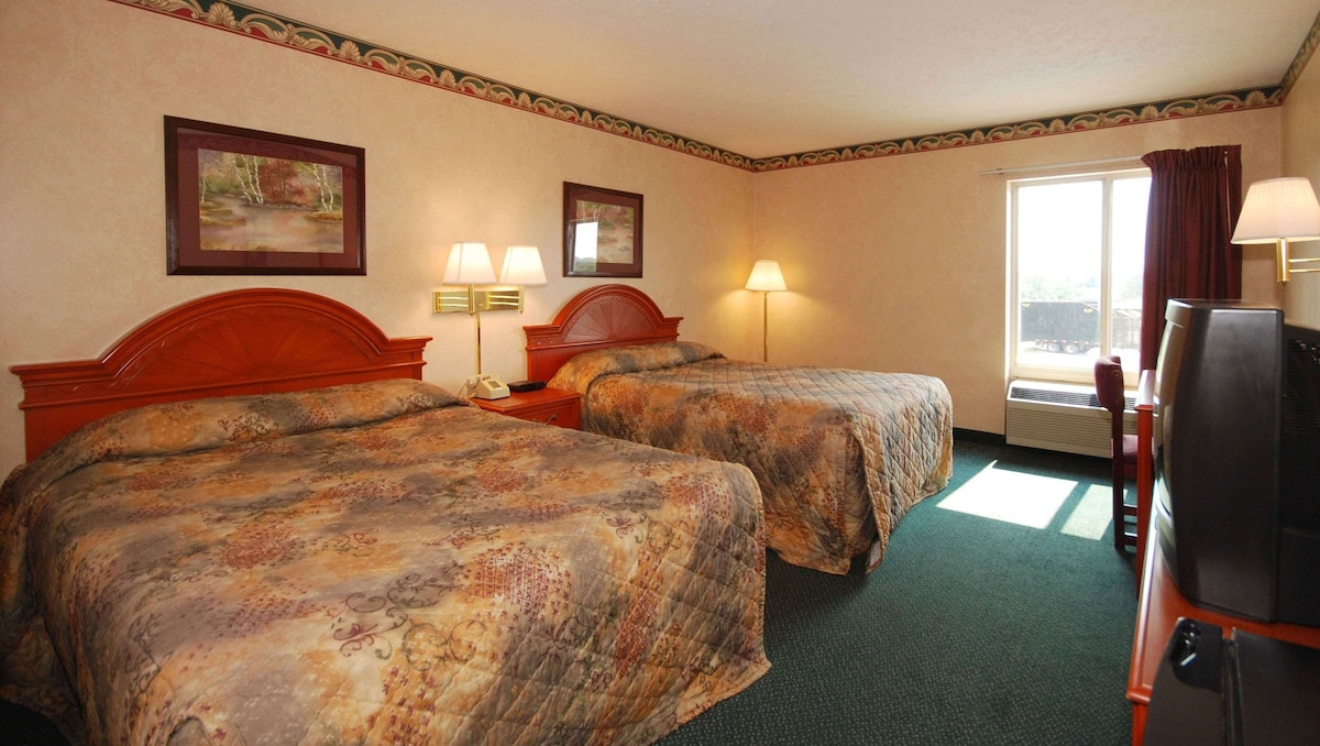 Beaver Dam Inn photo 2
