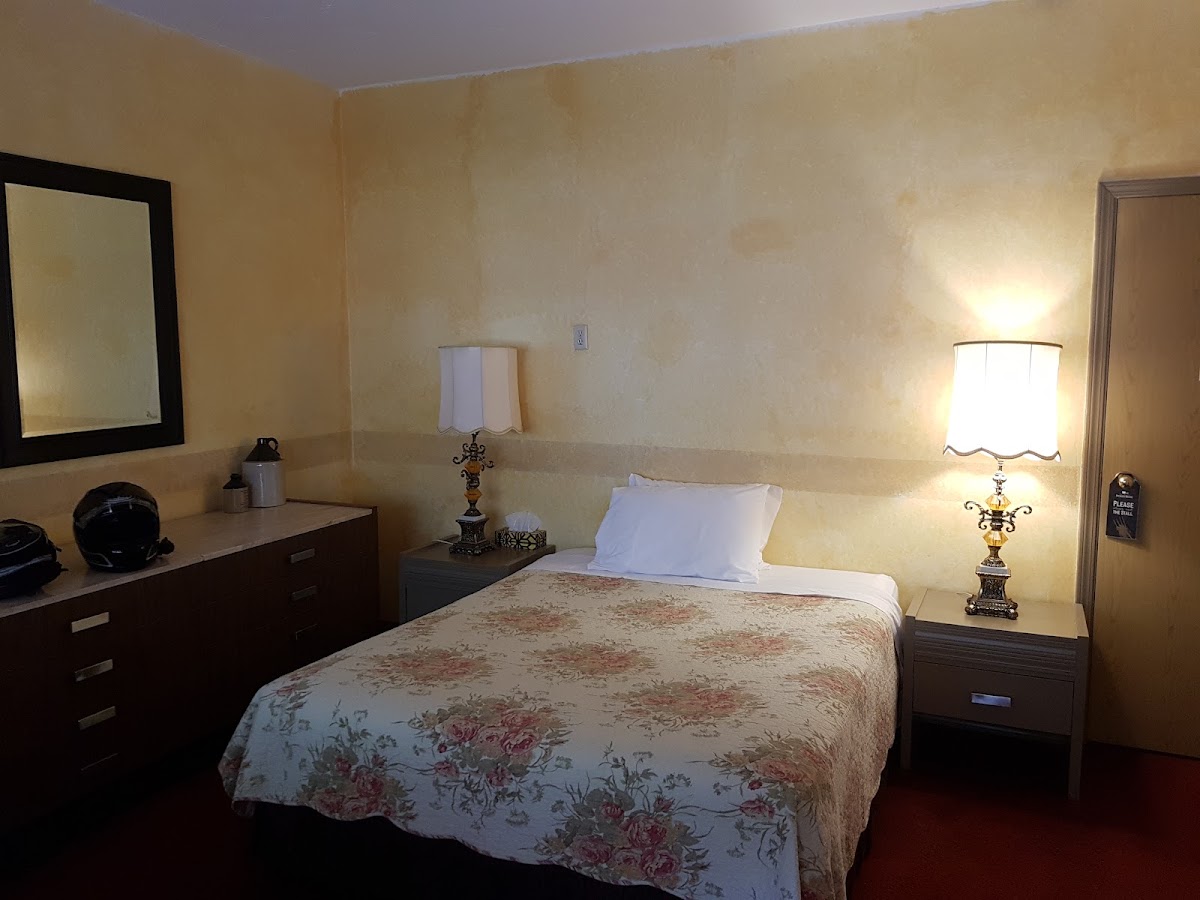 The Inn at Spences Bridge photo 2