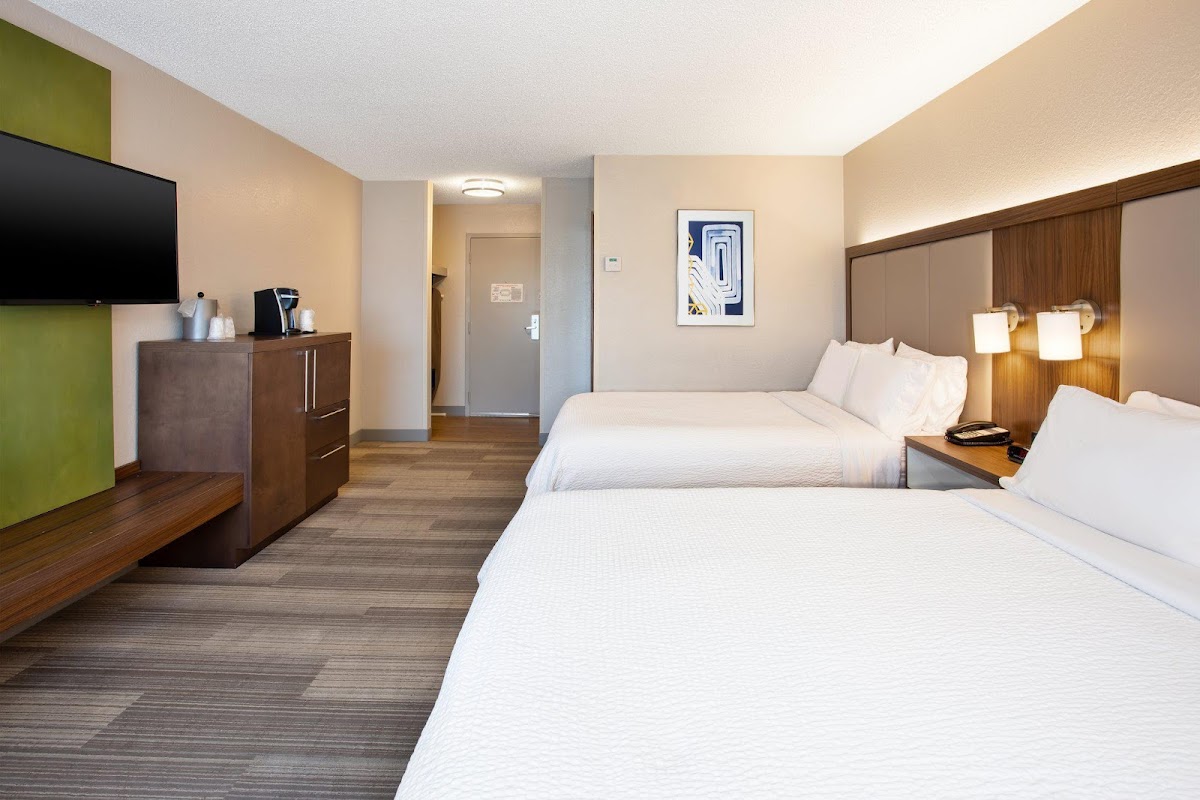 Holiday Inn Express Nashville Airport by IHG photo 2