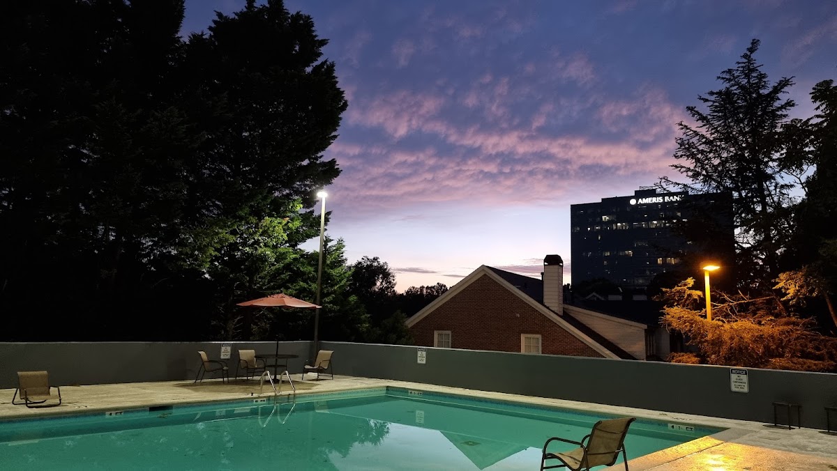 Hampton Inn Atlanta-Buckhead photo 3