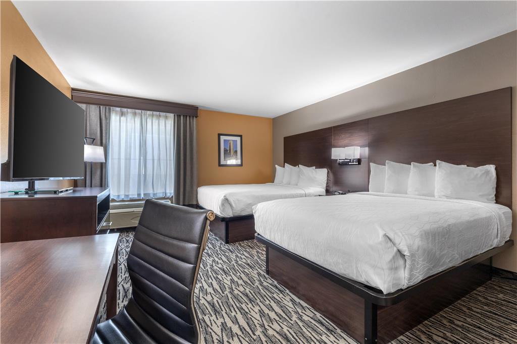 Best Western Plus Denton Inn & Suites photo 2