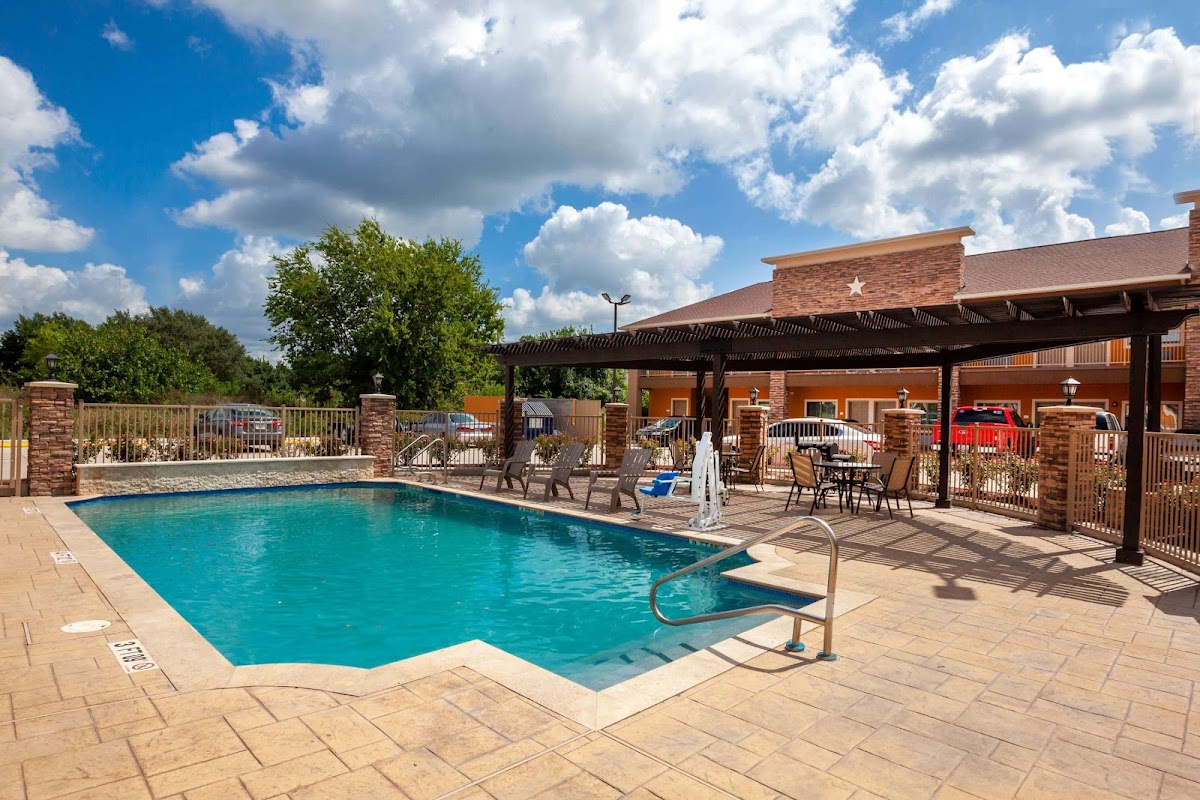 Super 8 by Wyndham Houston Northwest Cypress photo 3