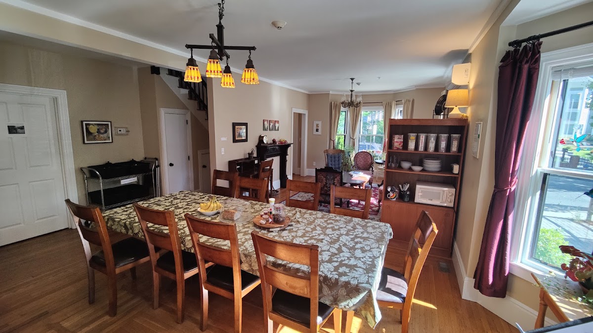 The Davis Square Inn photo 3