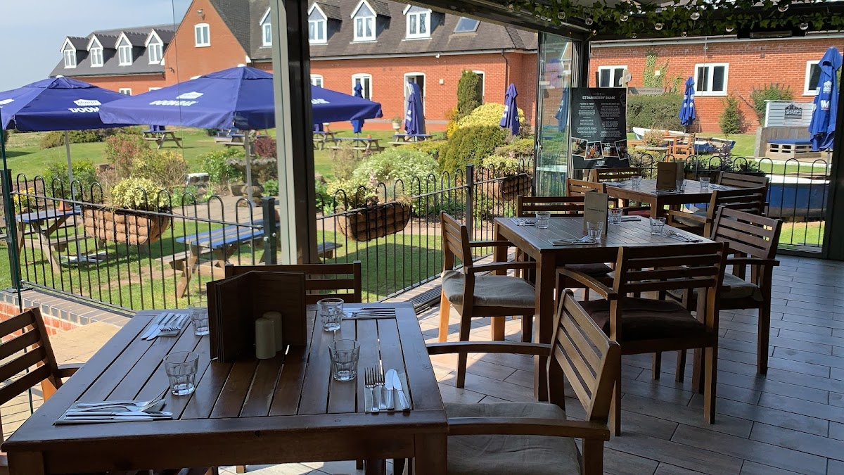 The Strawberry Bank Hotel, Restaurant , Pub & Function Suite photo 3