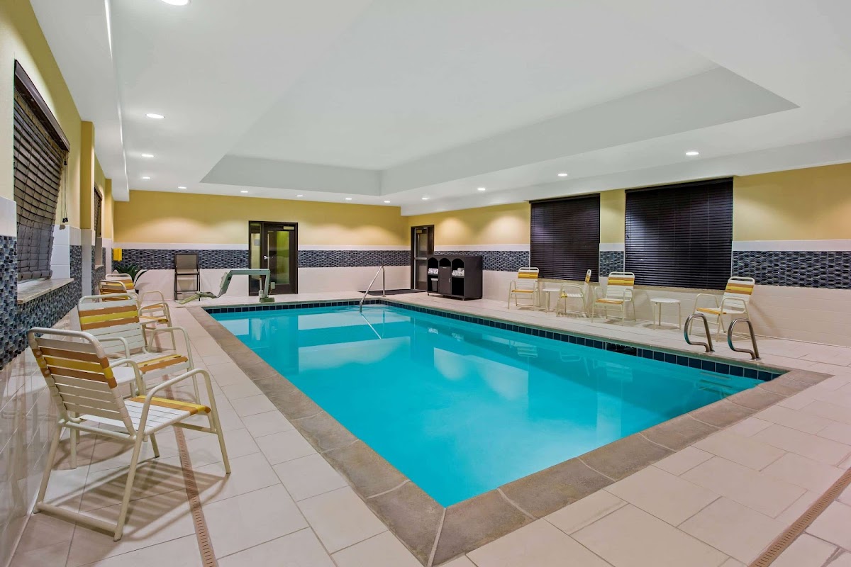 La Quinta Inn & Suites by Wyndham Pecos photo 3