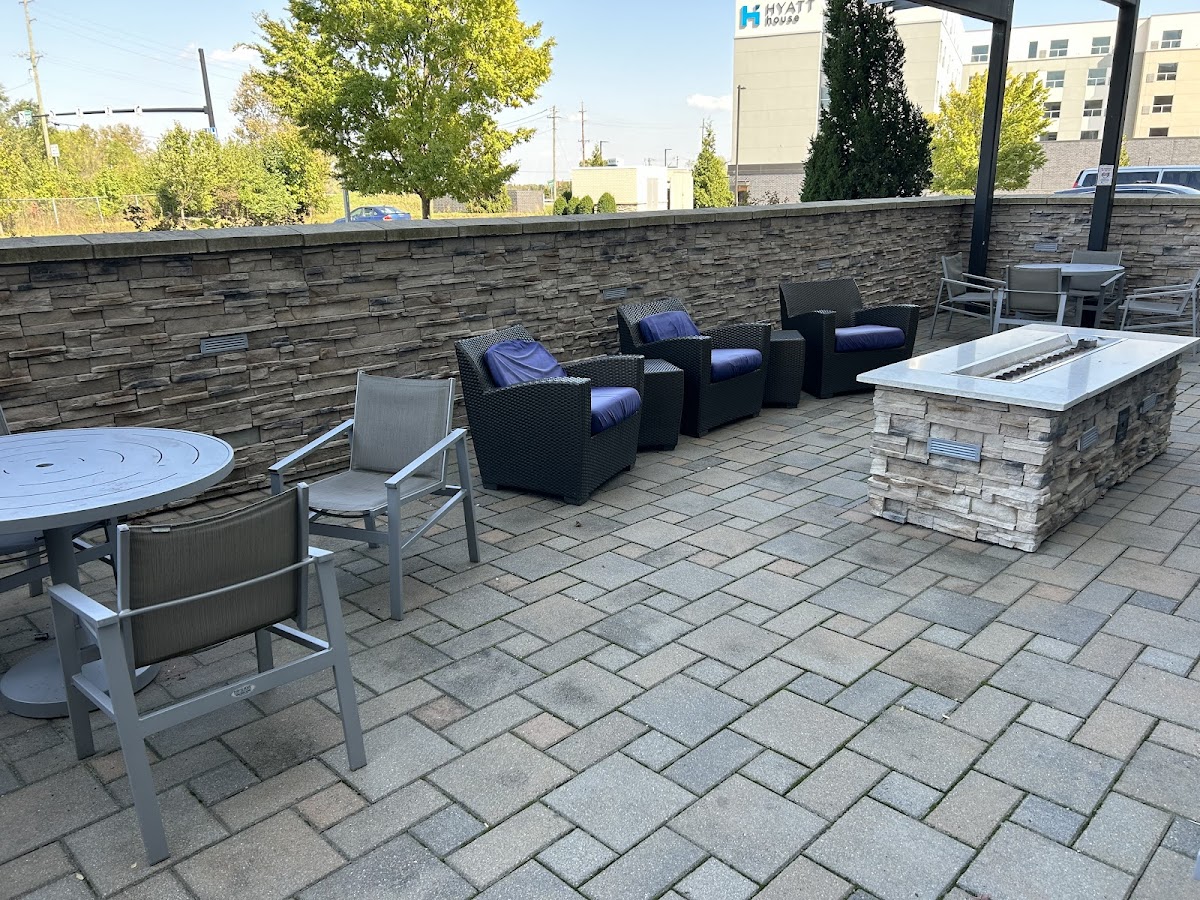 Holiday Inn Express & Suites Cincinnati North - Liberty Way by IHG