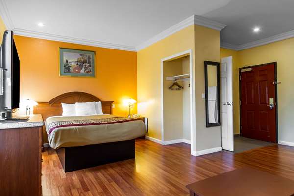 Rodeway Inn & Suites Hayward - Oakland South photo 2