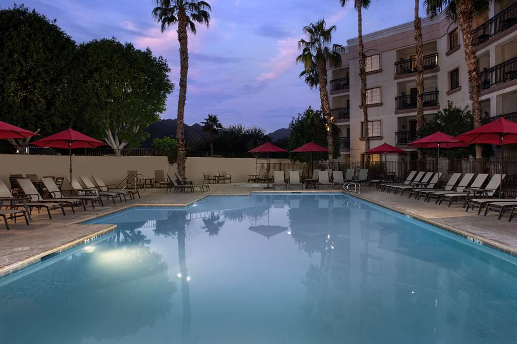 Embassy Suites by Hilton La Quinta Hotel & Spa photo 3