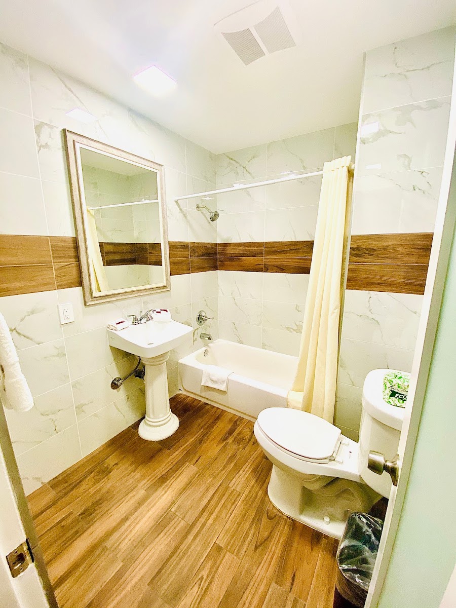 Casa Blanca Inn - Whittier, Los Angeles photo 3