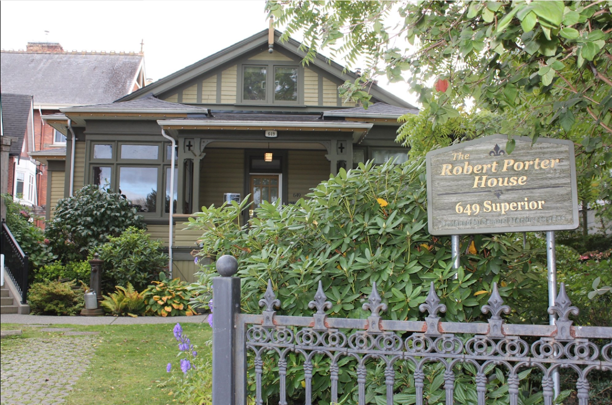 Robert Porter Inn