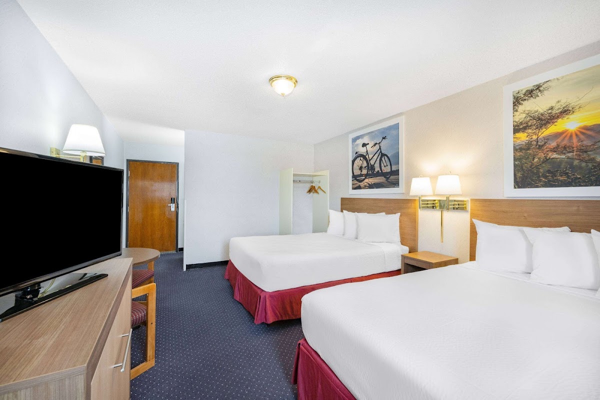 Days Inn by Wyndham Monticello photo 2