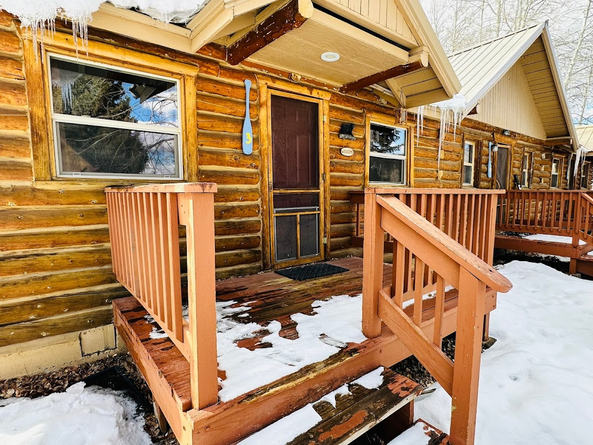 Ute Bluff Lodge, Cabins & RV Park
