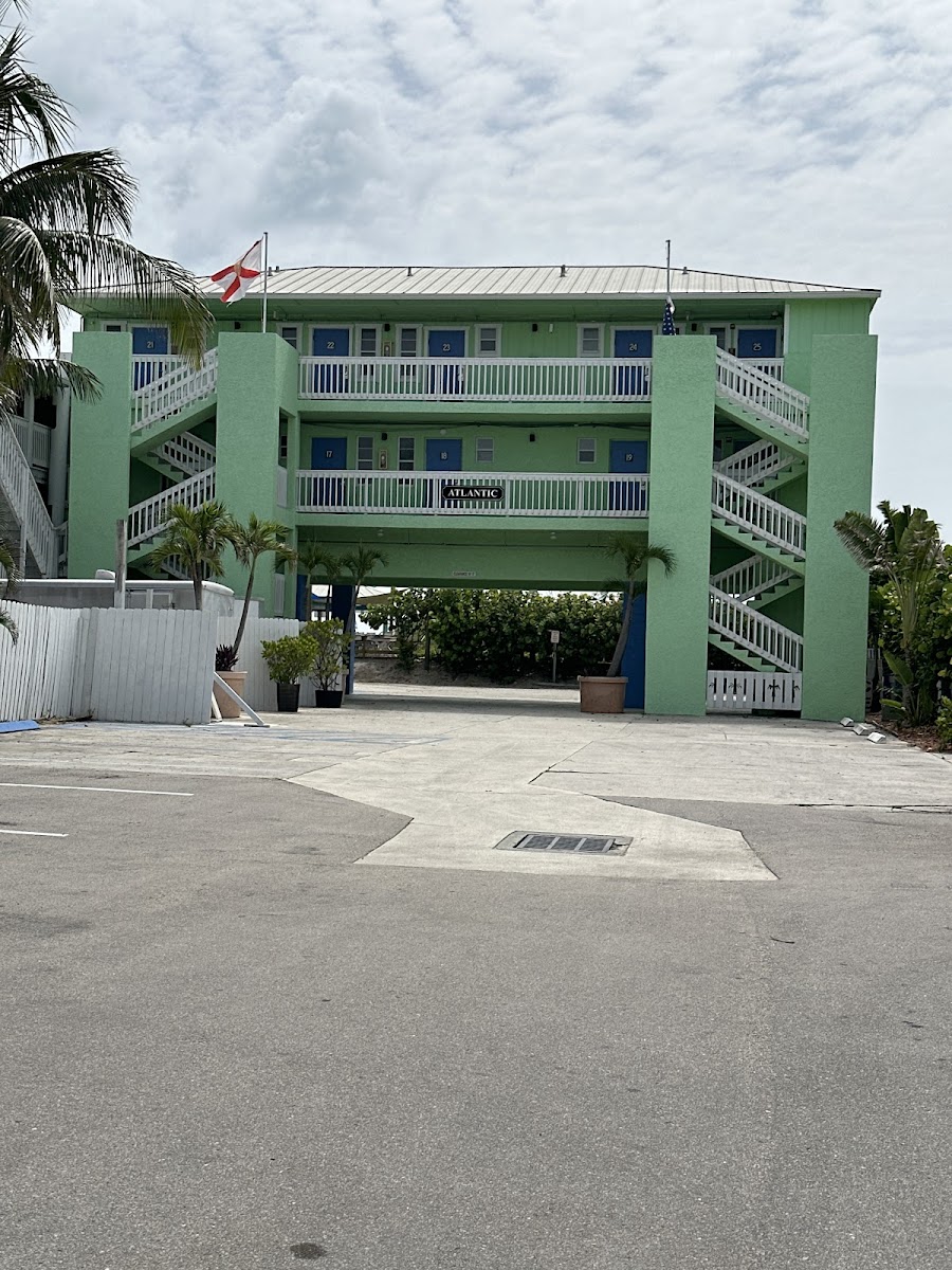 Oceanfront Inn on Hutchinson Island photo 2