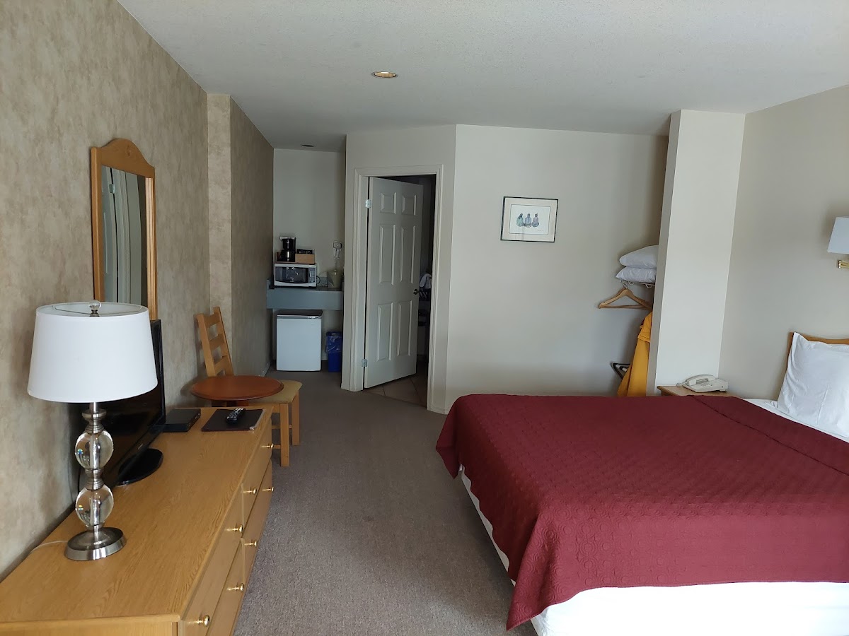 Cariboo Lodge