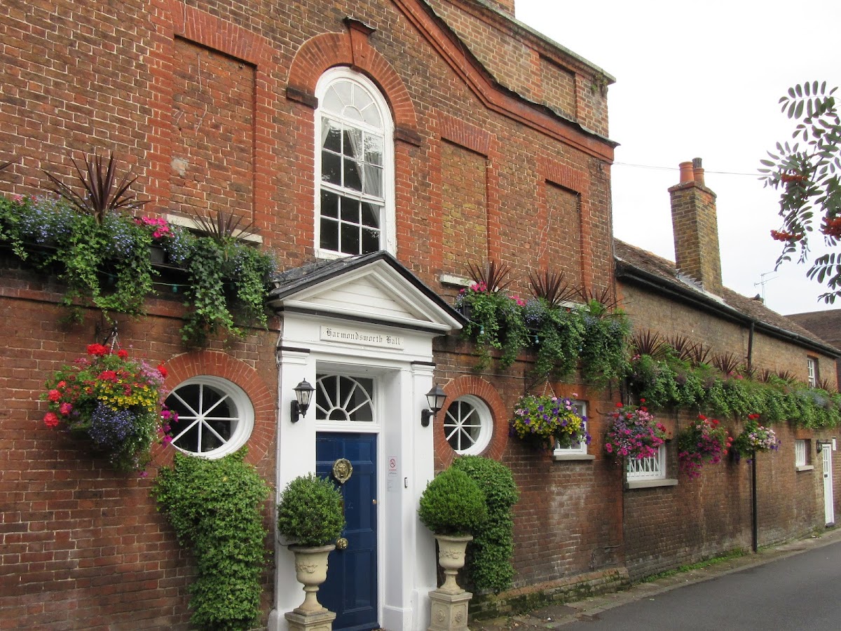 Harmondsworth Hall Guest House photo 2