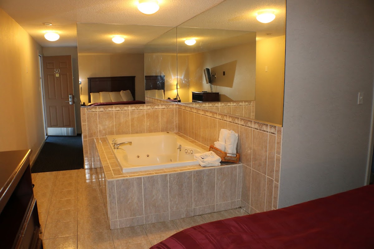 Newbury Inn Hotel photo 3