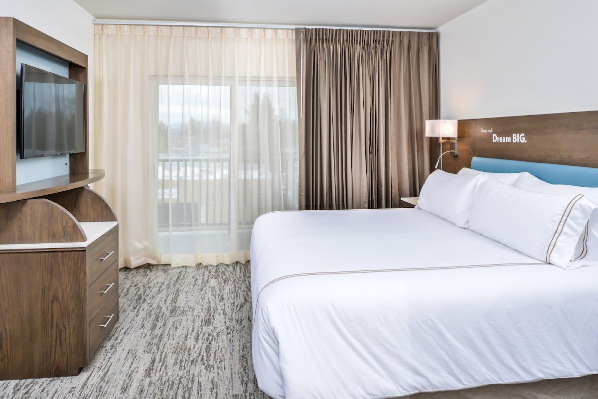 EVEN Hotel Eugene by IHG photo 2