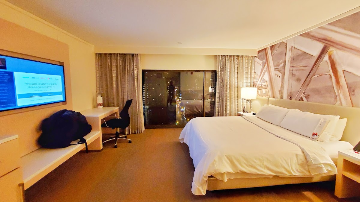 Chicago Marriott Downtown Magnificent Mile photo 2