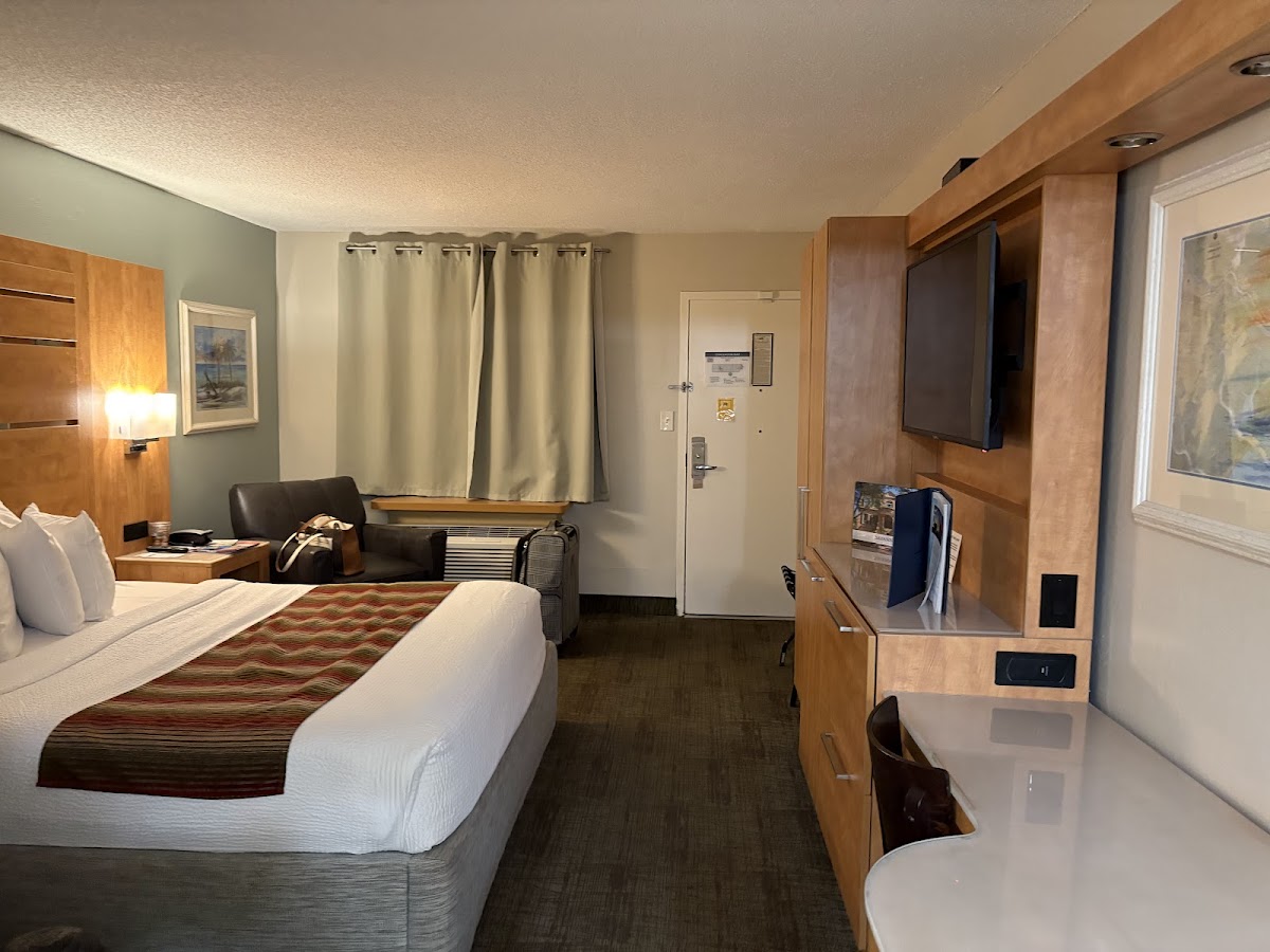 DeSoto Beach Hotel