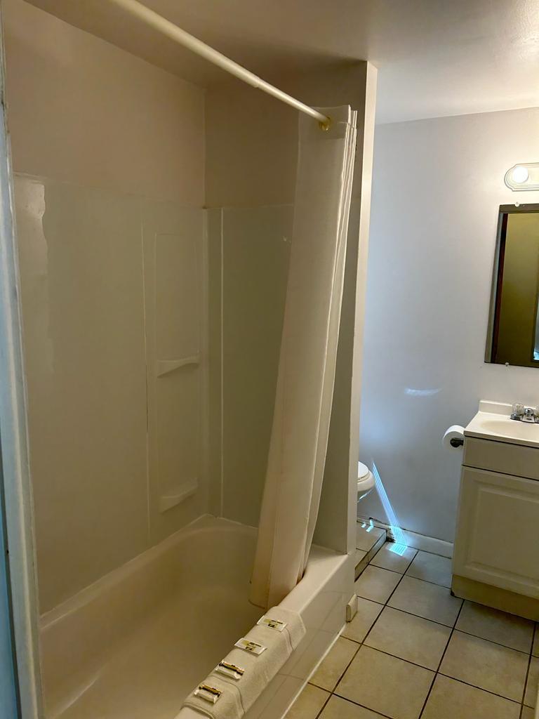 Country Place Inn and Suites photo 2