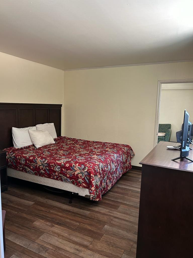 Country Place Inn and Suites photo 3