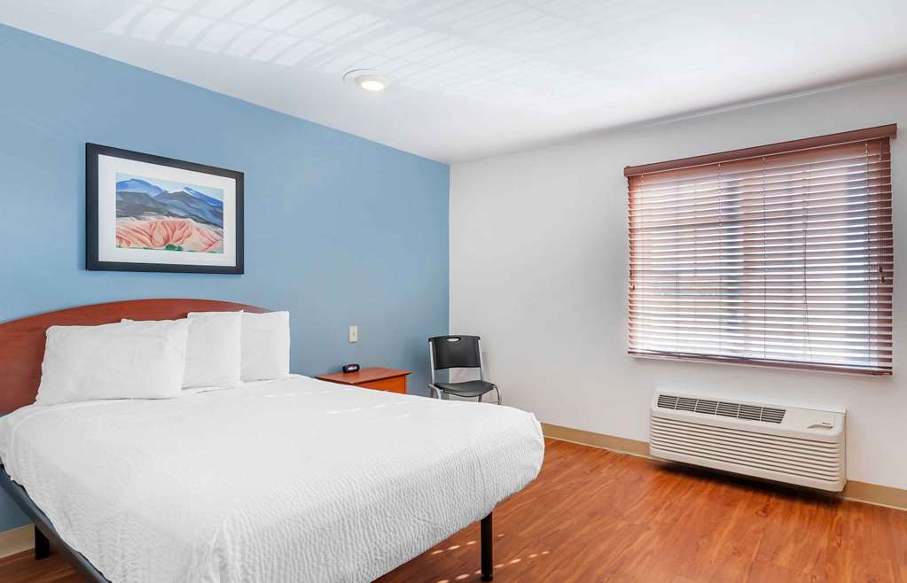 Extended Stay America Select Suites- Omaha - Southwest photo 2